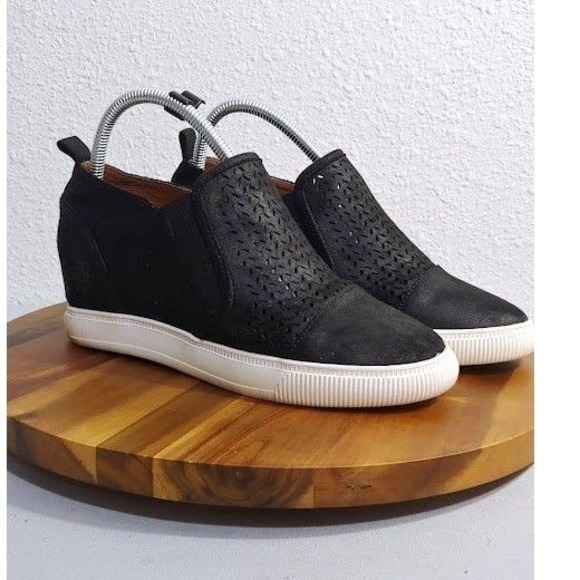 Steve Madden Shoes - Steve Madden Wayside Black Perforated Hidden Wedge Sneakers Womens 8.5 WAYS01S1